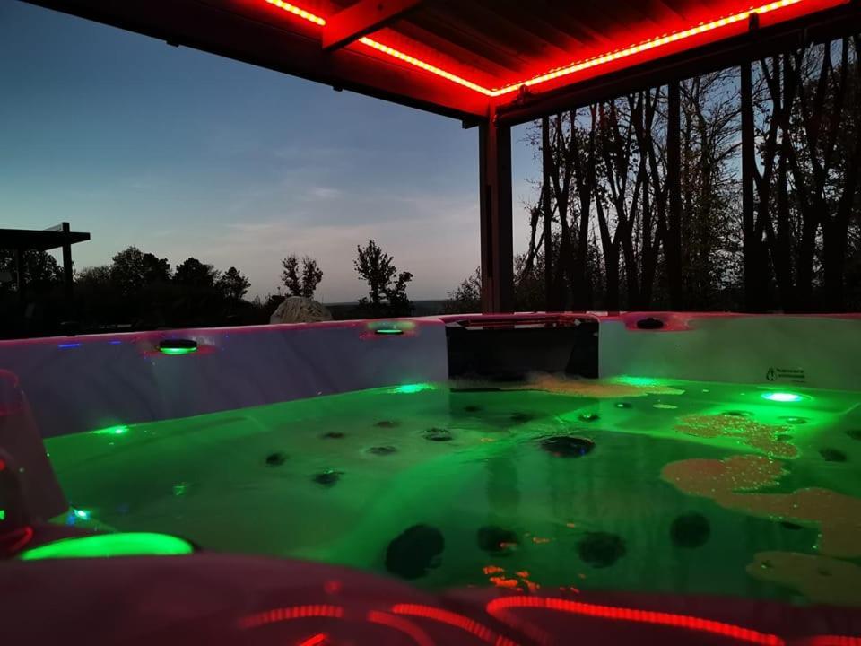 "Notre Bastide" Maison Et Table D'Hotes Traditionnelle Et Vegetarienne, Piscine, Jacuzzi, Clim, , A 5 Mn De Sarlat Marcillac-Saint-Quentin מראה חיצוני תמונה
